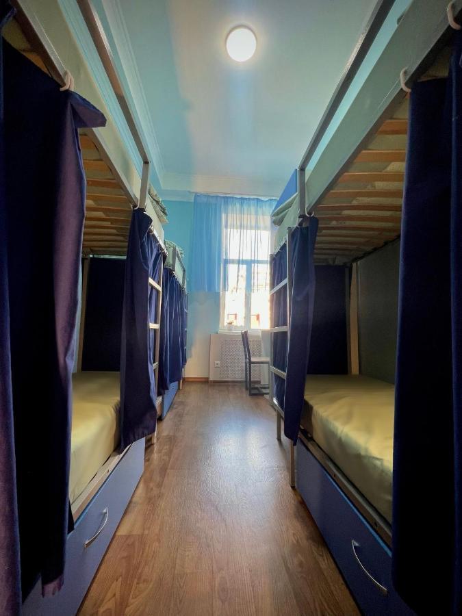 Hostel On Universytet 基輔 外观 照片